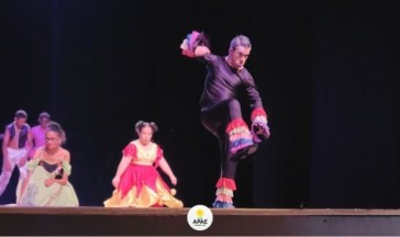 Orgulho imenso de nossos alunos e usu&aacute;rios que brilharam no Festival Nossa Arte fase regional, promovido pela FEAPAES!