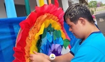 Projeto Arco-&Iacute;ris: As Cores Falam!